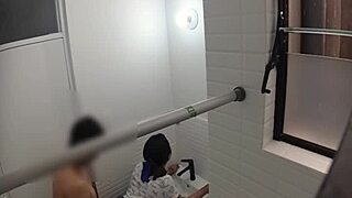 स्थल#4 वीडियो के लिए: Teacher and student have an affair in the bathroom