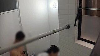 स्थल#20 वीडियो के लिए: Teacher and student have an affair in the bathroom