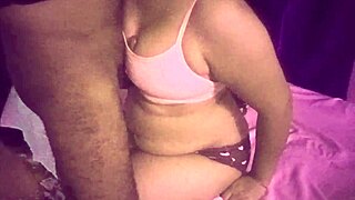 स्थल#4 वीडियो के लिए: Intense fucking session taken by curvy Indian stud...